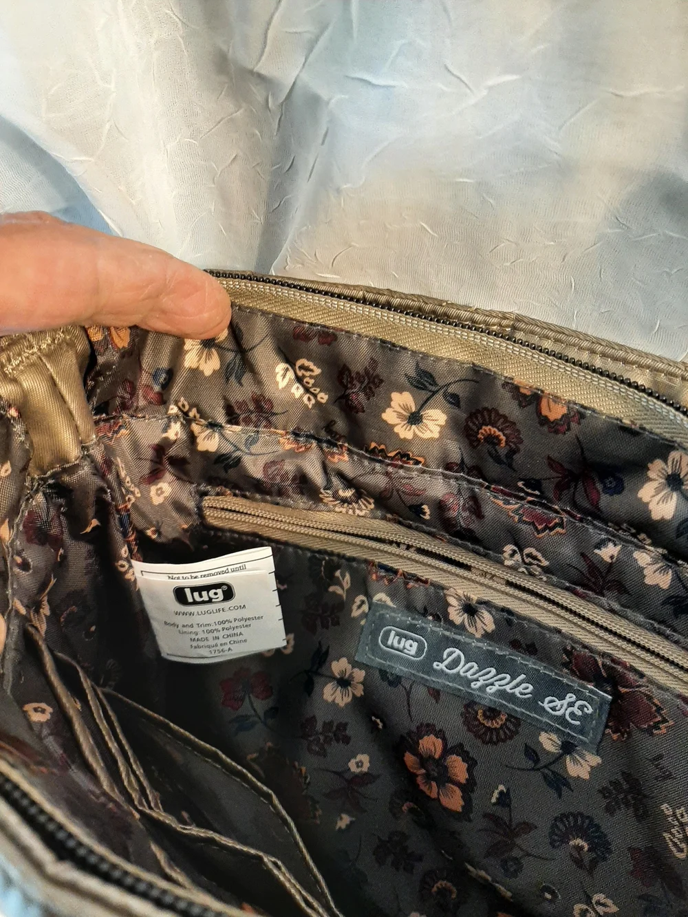 lug Dazzle Metallic Olive Green Shoulder Crossbody Zipper+ Pockets Purse Bag. - Picture 10 of 14